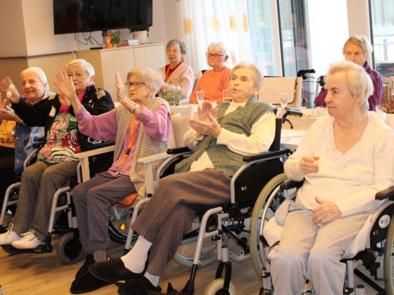 Herbstfest im Haus alma: Ein Nachmittag voller Freude und Gemütlichkeit
